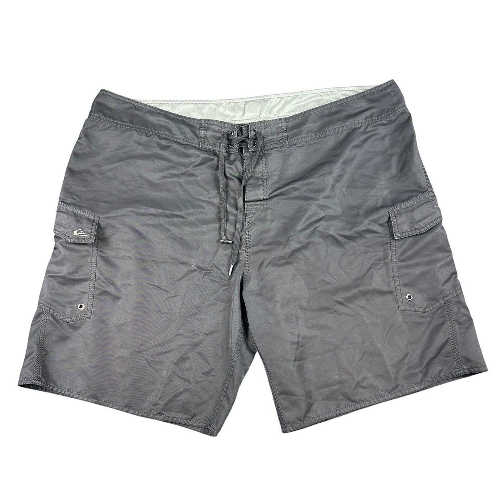Quiksilver Mens Boardshorts Gray Cargo Swim Trunks Y2K Skater Surfwear Size 44